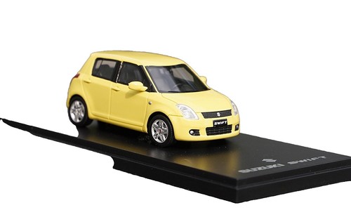 MARK43 Suzuki Jimny JB64W XL Kinetic Yellow Monotone Color Model