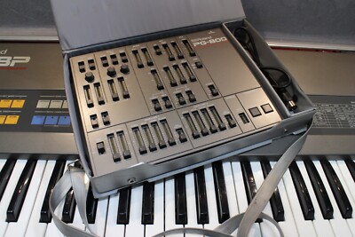 USED Roland JX-8P PG-800 Synthesizer Keyboard Worldwide shipment