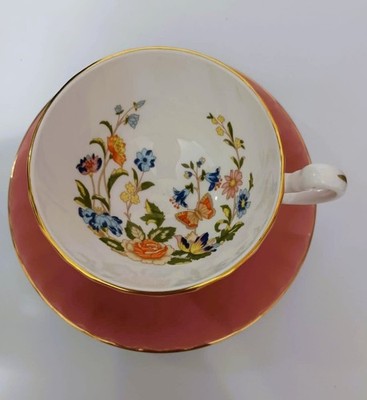 Seltene AYNSLEY Teetasse und Untertasse Cottage Garden in Pink Bone China England