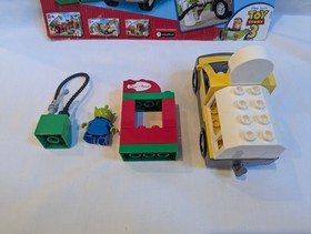 LEGO Duplo Disney Pixar Toy Story Pizza Planet Truck #5658 COMPLETE SET