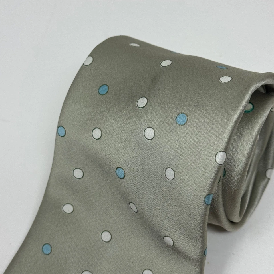 Corbata de seda Brioni hecha a mano en Italia lunares verde claro/azul y blanco para hombre Foto 2 de 4