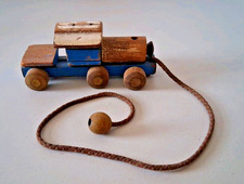 Pull Type Toy Train Engine Hand Made Wood Vintage 7" x 3" x 3"