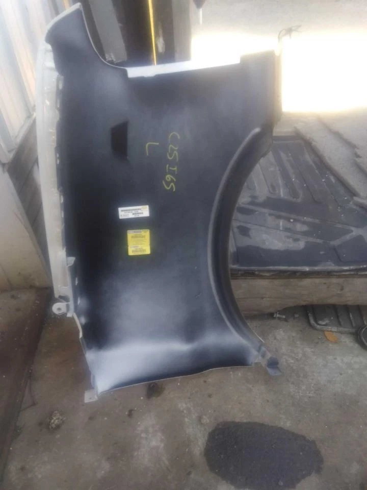 (LOCAL PICKUP ONLY) Driver Left Fender Fits 03-23 EXPRESS 2500 VAN 3029647 - Image 3 of 4