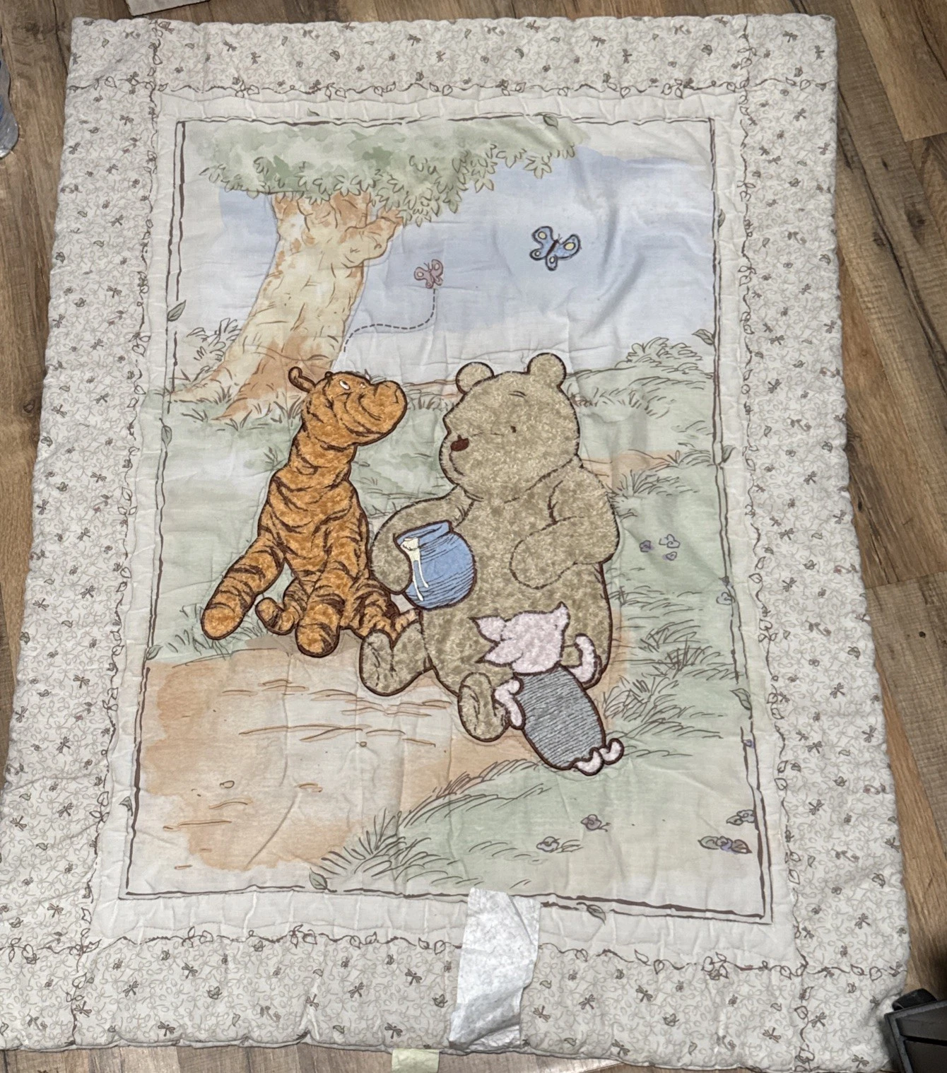 Vintage Y2K Disney Winnie The Pooh Tigger Nursery Bedding Baby Quilt Blanket
Opens in a new window o