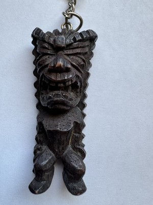 Hawaii Good Luck TIKI souvenir figure keyring key chain keychain 4.25   NEW