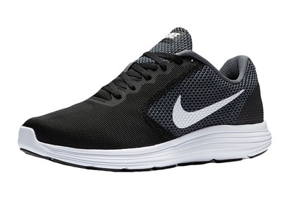 nike revolution 3 black