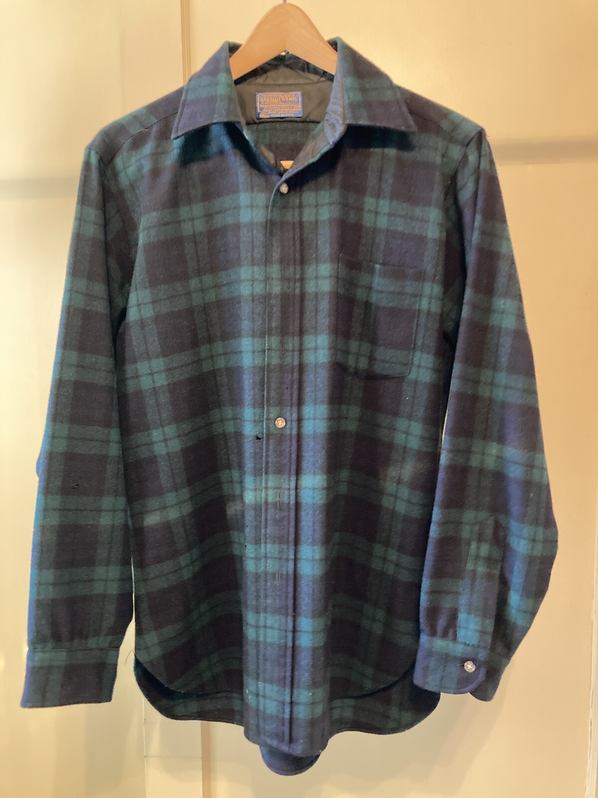 Pendleton Black Watch Tartan Medium - image 1