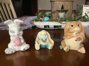 Easter Bunnies  Lot of 3 Ceramic Bunnies