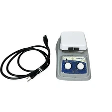 VWR 4x4" Magnetic Ceramic Hot/Stir Plate 97042-594