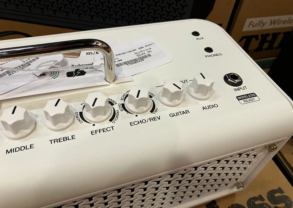 Yamaha THR30II WL Wireless 30-Watt Modeling Guitar Amp Combo White - Image 4 of 4