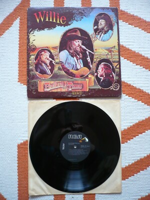 Willie Nelson Willie - Before His Time Vinyl US 1977 RCA Victor County LP