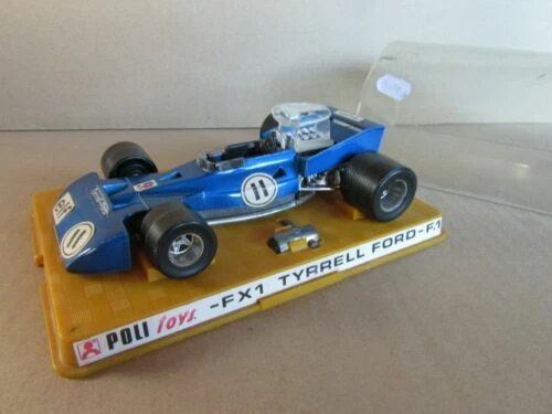 Modellini statici di auto da corsa Formula 1 Politoys in plastica