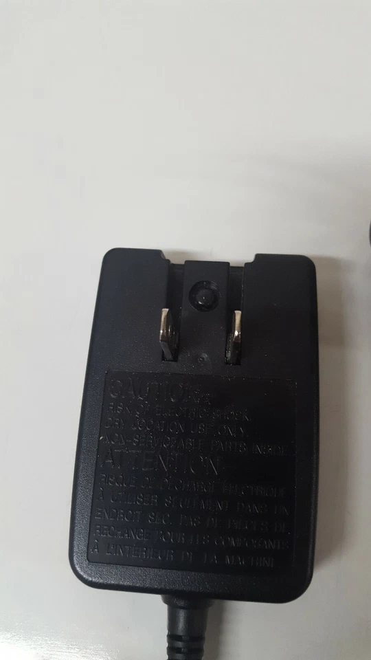 Adaptador CA Sanyo Modelo No. SCP 05ADT sin probar como está Foto 4 de 4