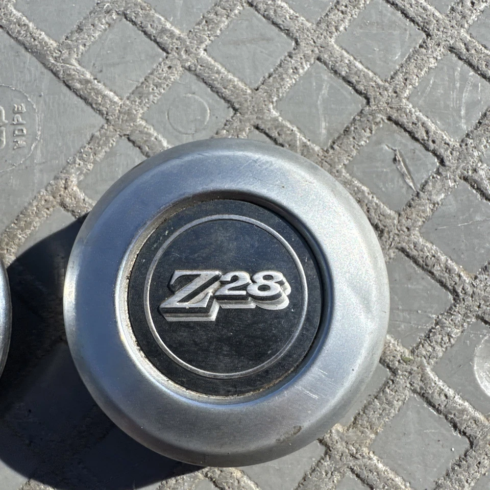 1970-1981 Chevrolet CAMARO Z28 Z-28 5-Spoke Mag Wheel Center Caps Pair - Image 3 of 4