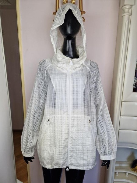 Women Akris Jacket White Silk 38 / M / 46