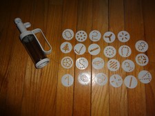 New Cake Decorator Cookie Press with 23 different Tip Designs