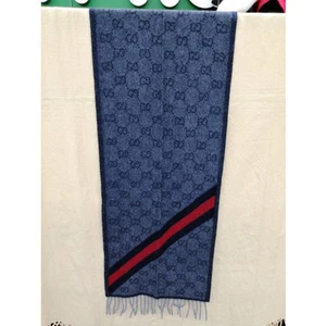 Foulard GUCCI bleu marine,japon occasion