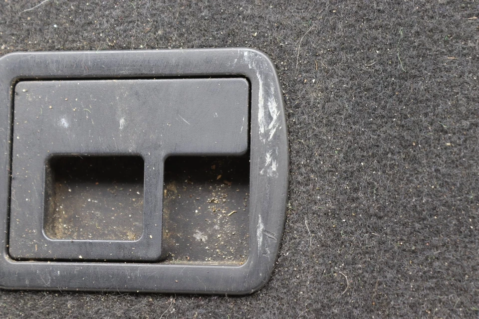 2008-2016 AUDI A5 QUATTRO - Trunk MAT / Spare TIRE Cover 8T0863463 - Image 2 of 4