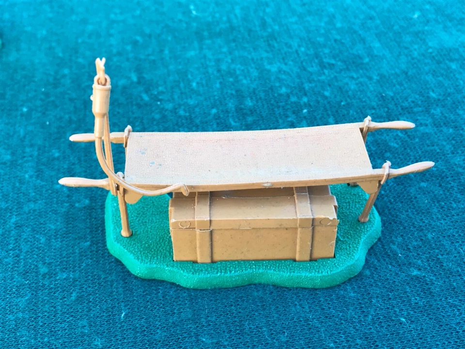 1970s Britains Swoppet British Army Stretcher Team and Field Hospital - Image 4 of 4