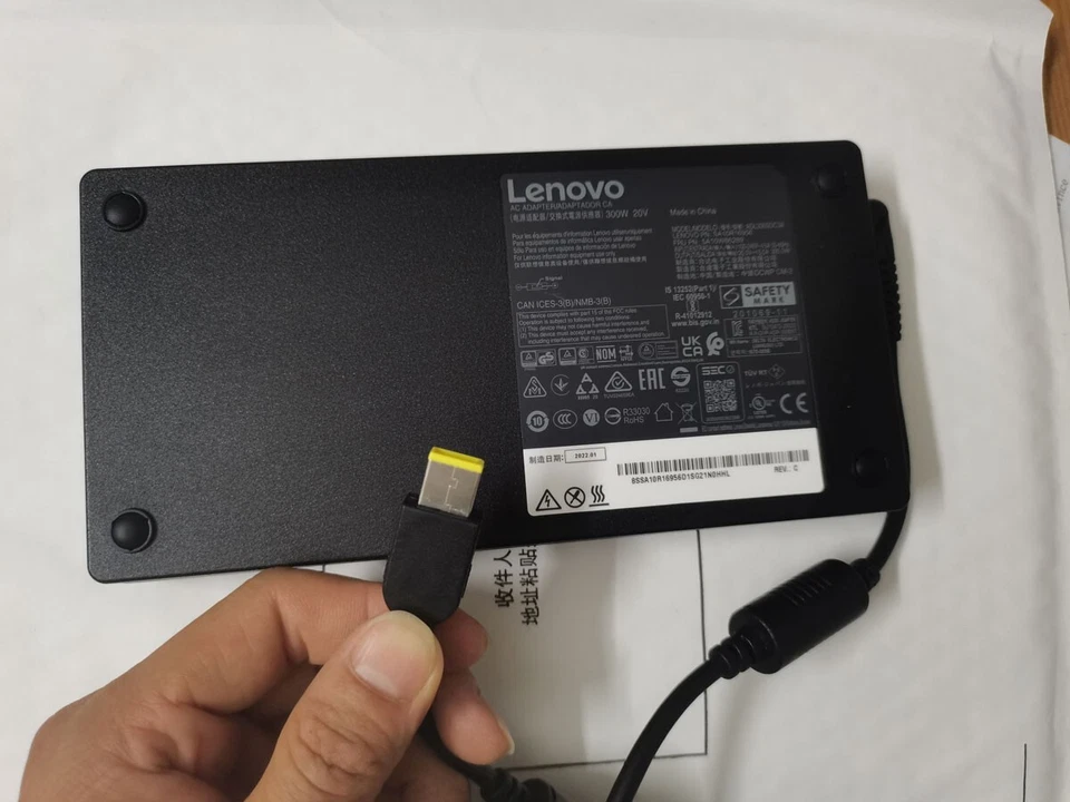 Para Lenovo ThinkPad P16 Gen 2 i9-13980HX RTX2000 20V 15A SA10R16956 Genuino 300W Foto 3 de 4