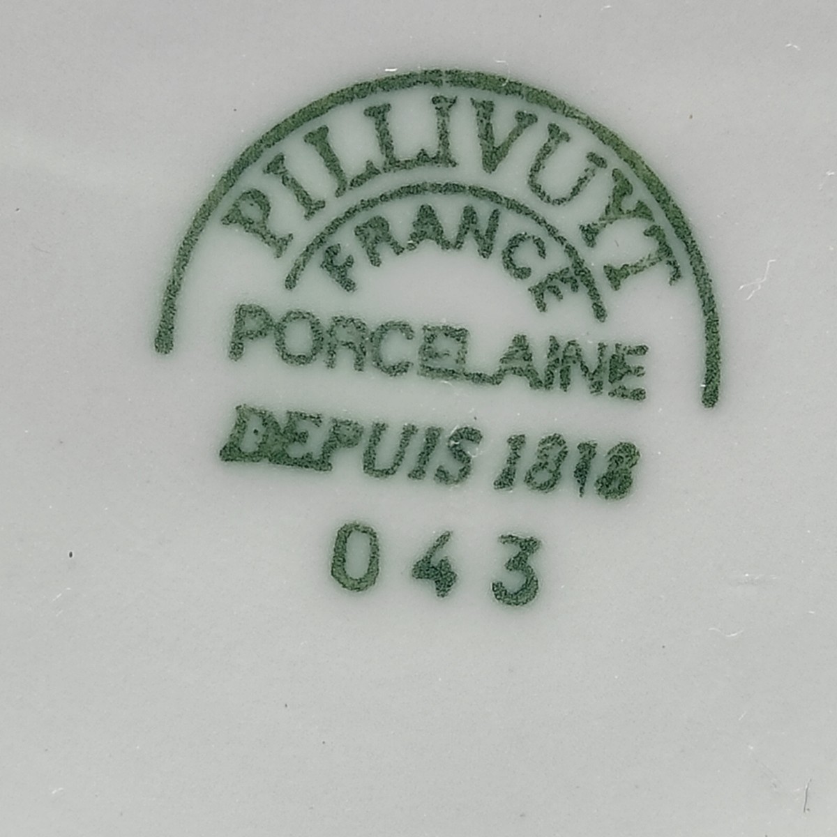 Théière Blanche En Porcelaine Pillivuyt – 55cl – Style Vintage Europe – état Parfait