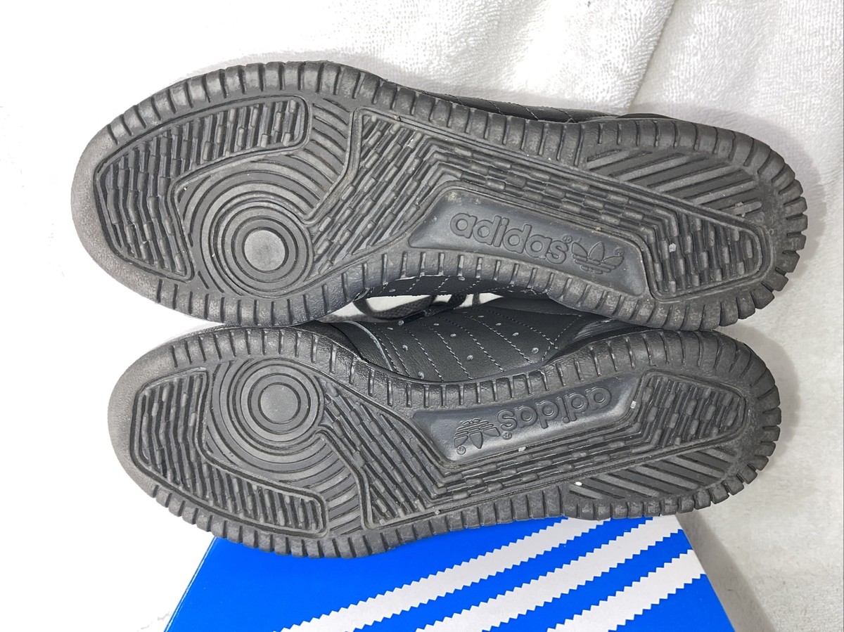adidas gazelle silver green womens Adidas Yeezy Powerphase Calabasas 'Core Black' (2018) – PUSHAS main image 1