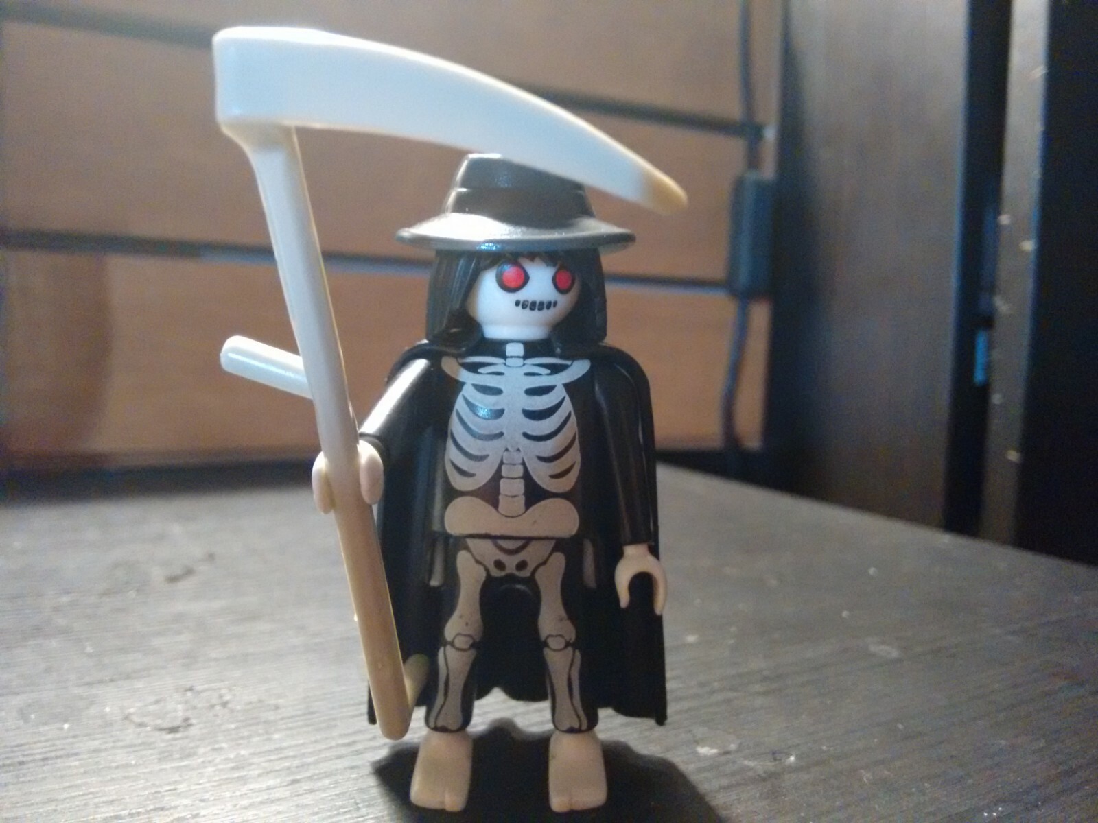 playmobil skeleton