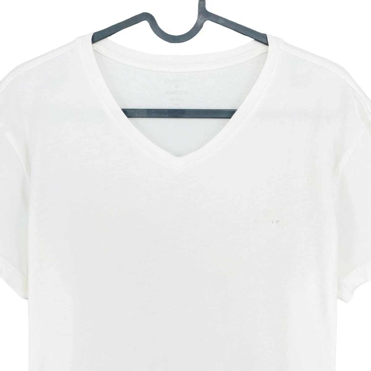 gant solid fitted v neck