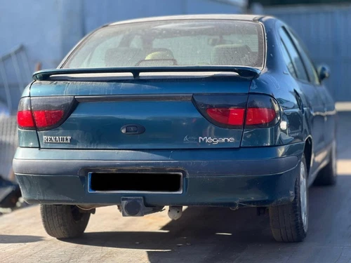 7700834102 Modanatura Anteriore per RENAULT MEGANE I CLASSIC (LA0) 1998 199449 - Foto 4 di 8