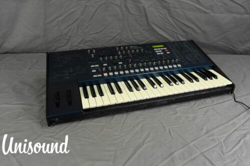Korg MS2000 Analog Modeling Synthesizer in Very Good Condition - Afbeelding 1 van 12