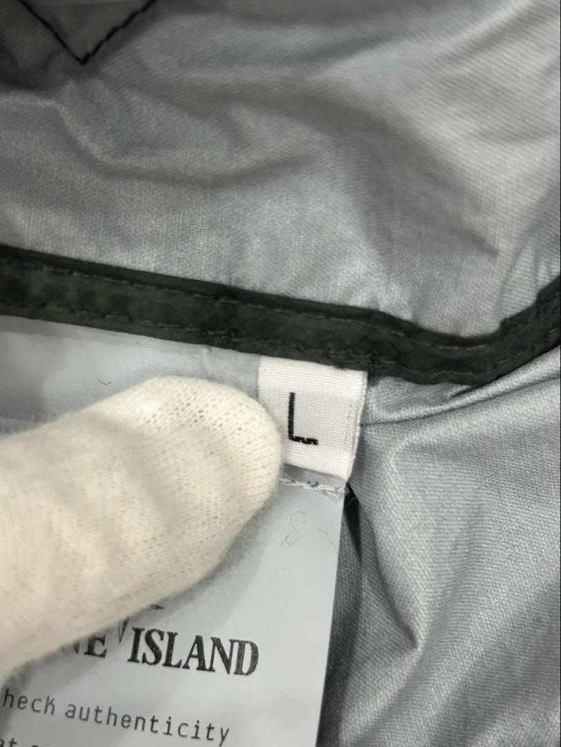 Stone Island 25Ss giacca con cappuccio e zip