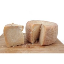 Formaggio di Capra Stagionato Lucano di Lagonegro Pascoli Liberi Latte Crudo