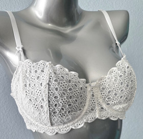 Victoria's Secret Bra Dream Angels Unlined Uplift White Eyelet Underwire Nwt