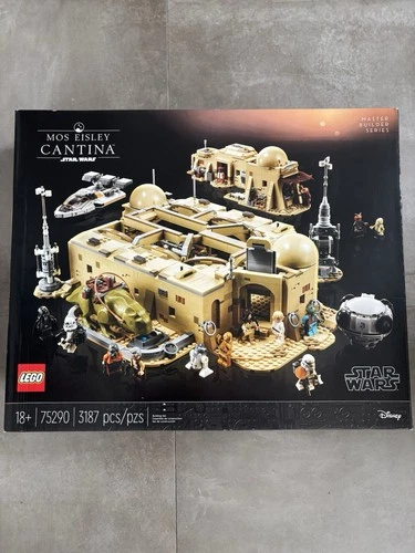 LEGO Star Wars Mos Eisley Cantina – Set 75290 (3187 Pieces)