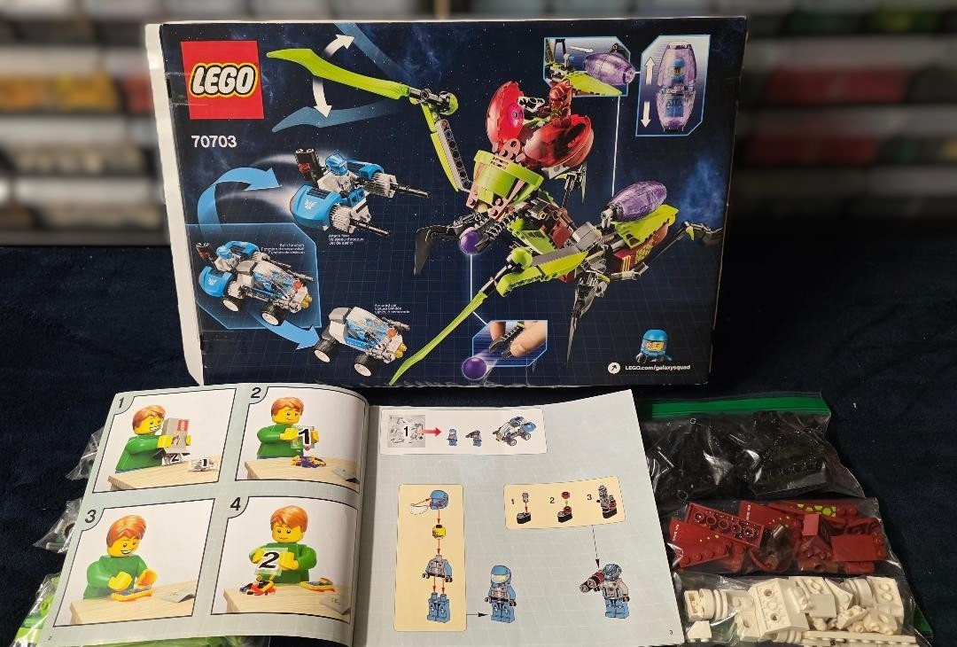 LEGO 70703 Star Slicer – Galaxy Squad – All Minifigures – Long