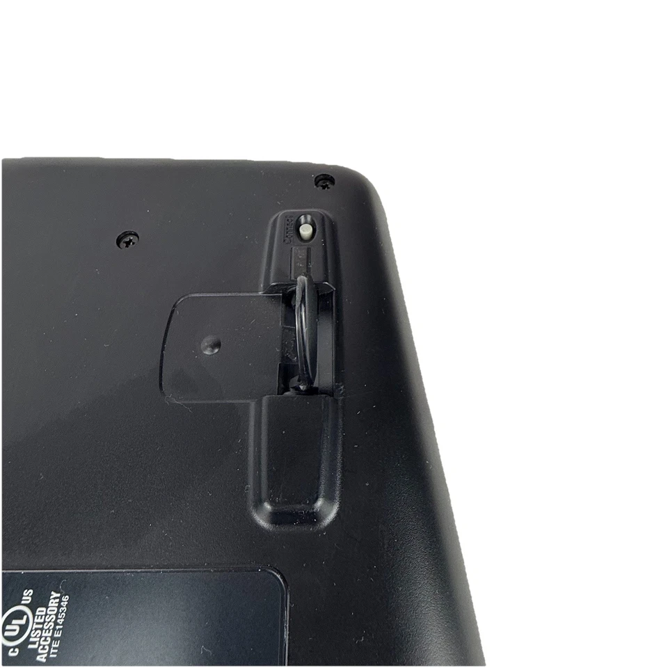 Juego de teclado y mouse de escritorio Microsoft Sculpt Comfort con dongle USB inalámbrico Foto 4 de 4