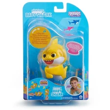Pinkfong Baby Shark Fingerling by Wowwee - Baby Shark IN HAND