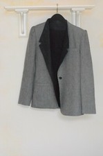 womens gray blazer