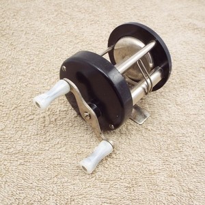 LAWERANCE NO.500 antique fishing reels vintage