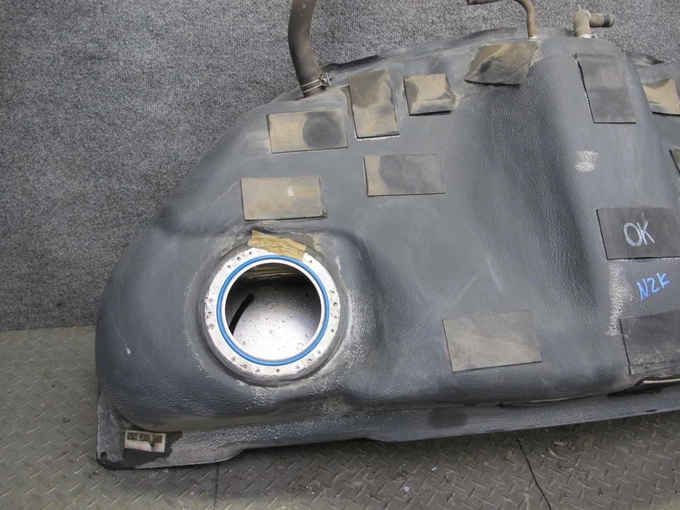 07-09 NISSAN 350Z Z33 CONVERT FUEL GAS TANK RESERVOIR W FUEL FILLER NECK 51K OEM - Image 3 of 4