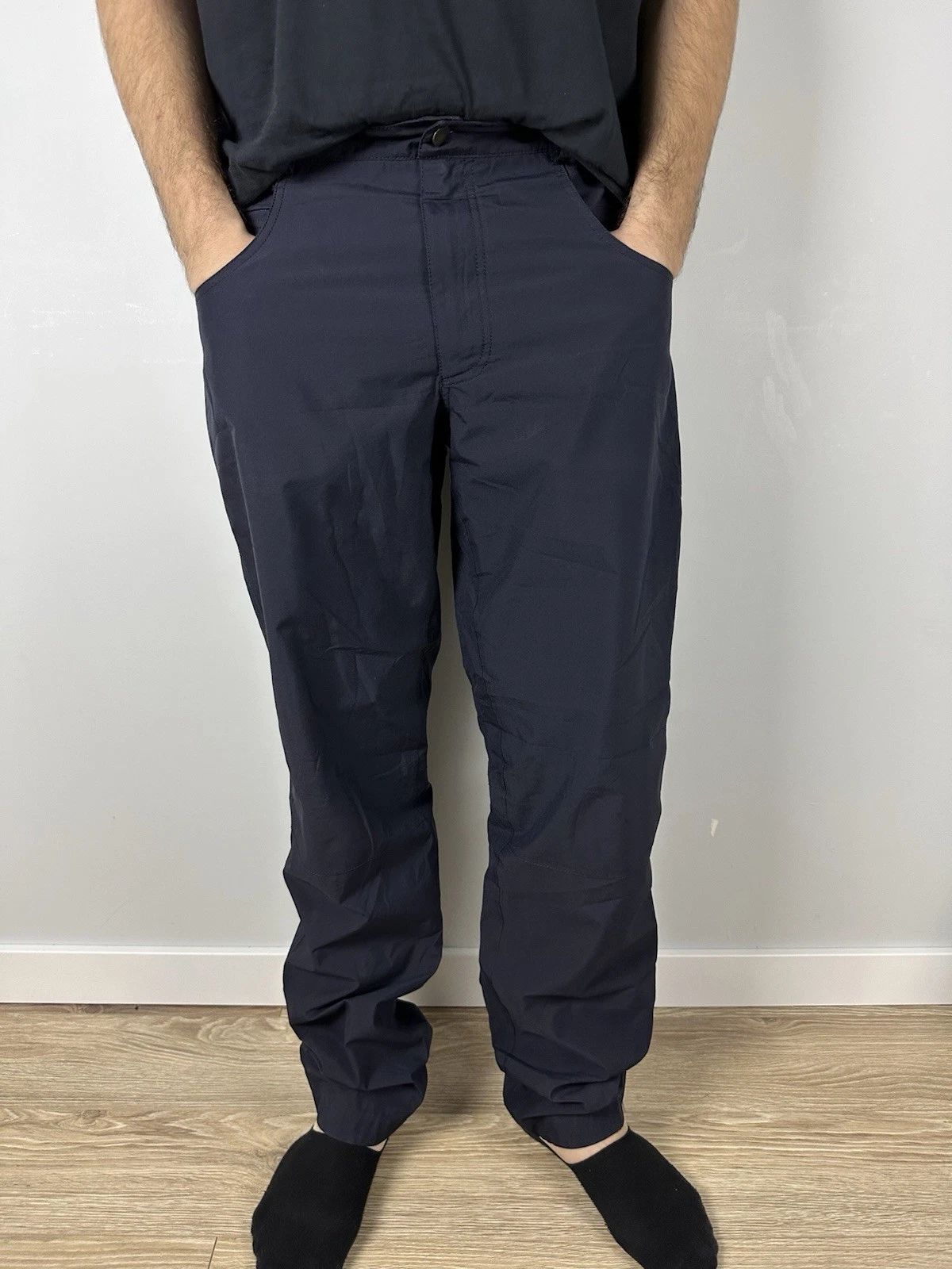 Men's prada sport goretex trousers Pants Navy Blue W38 Rare Vintage Ski Zip Y2K