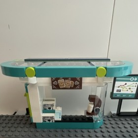 LEGO City 60423 Passenger Train
