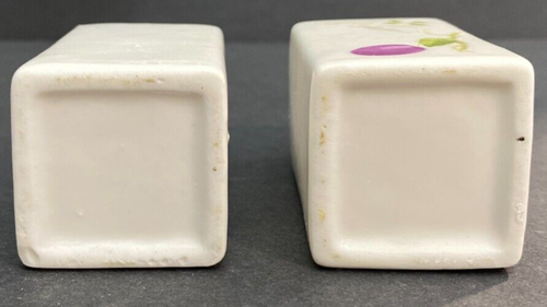 VTG. "Akebia" Salt and Pepper Shalers ~ Grape, Vine, and Leaf ~ 3.25" Tall - Picture 8 of 8