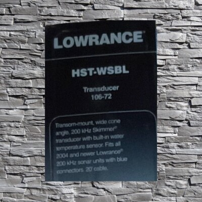 Lowrance HST-WSBL Transducer 106-72 Transom Mount Skimmer. BRAND NEW!