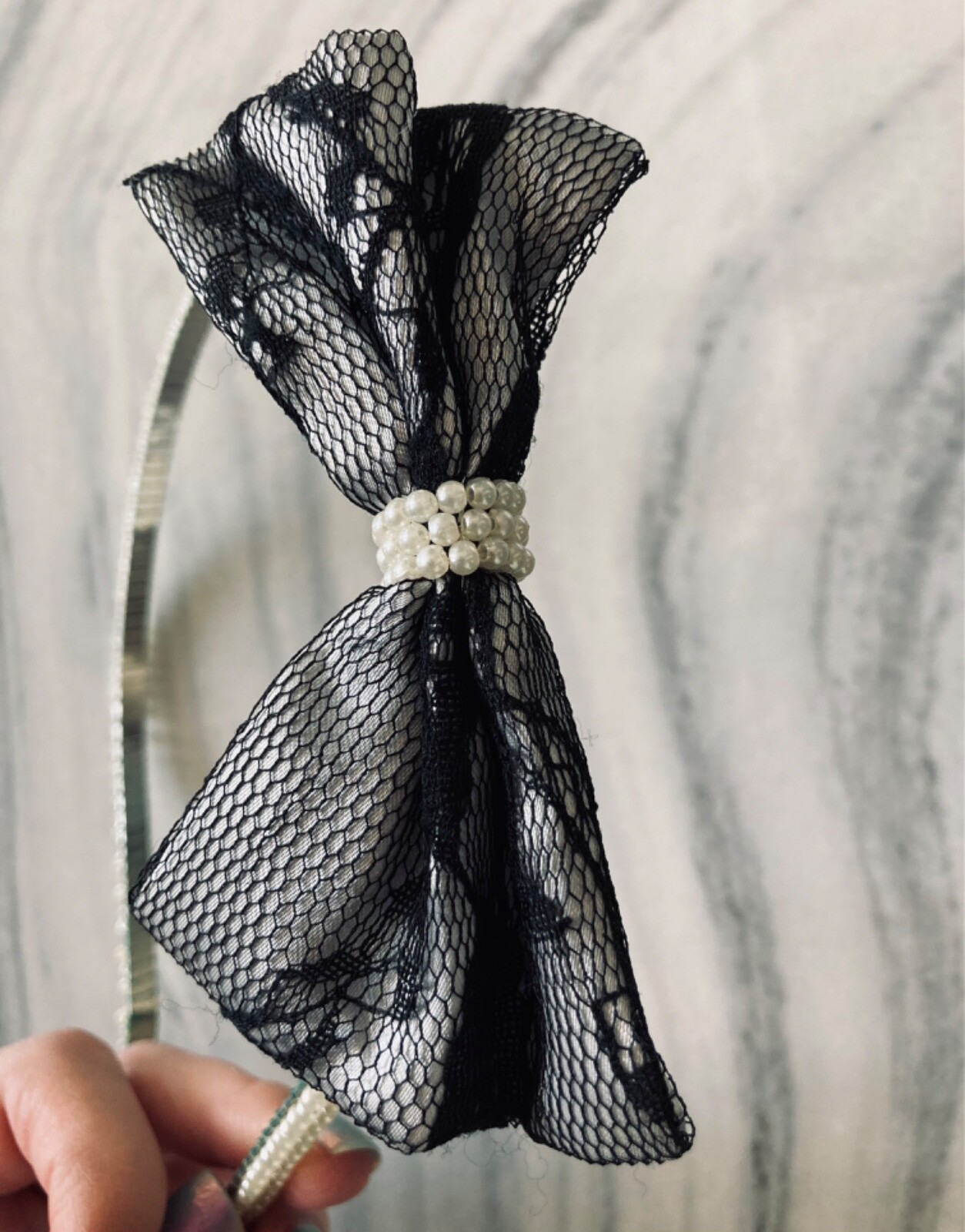 Black Lace White Satin Pearl Fascinator Headband Scen… Gem