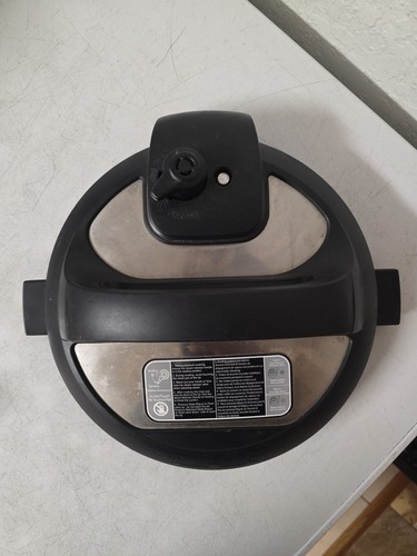 Instant Pot IP-DUO60 V3 6 qt Pressure Cooker Replacement Part Lid With Gasket
