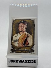 2024 Topps Allen & Ginter Luis Castillo Mini #80 card