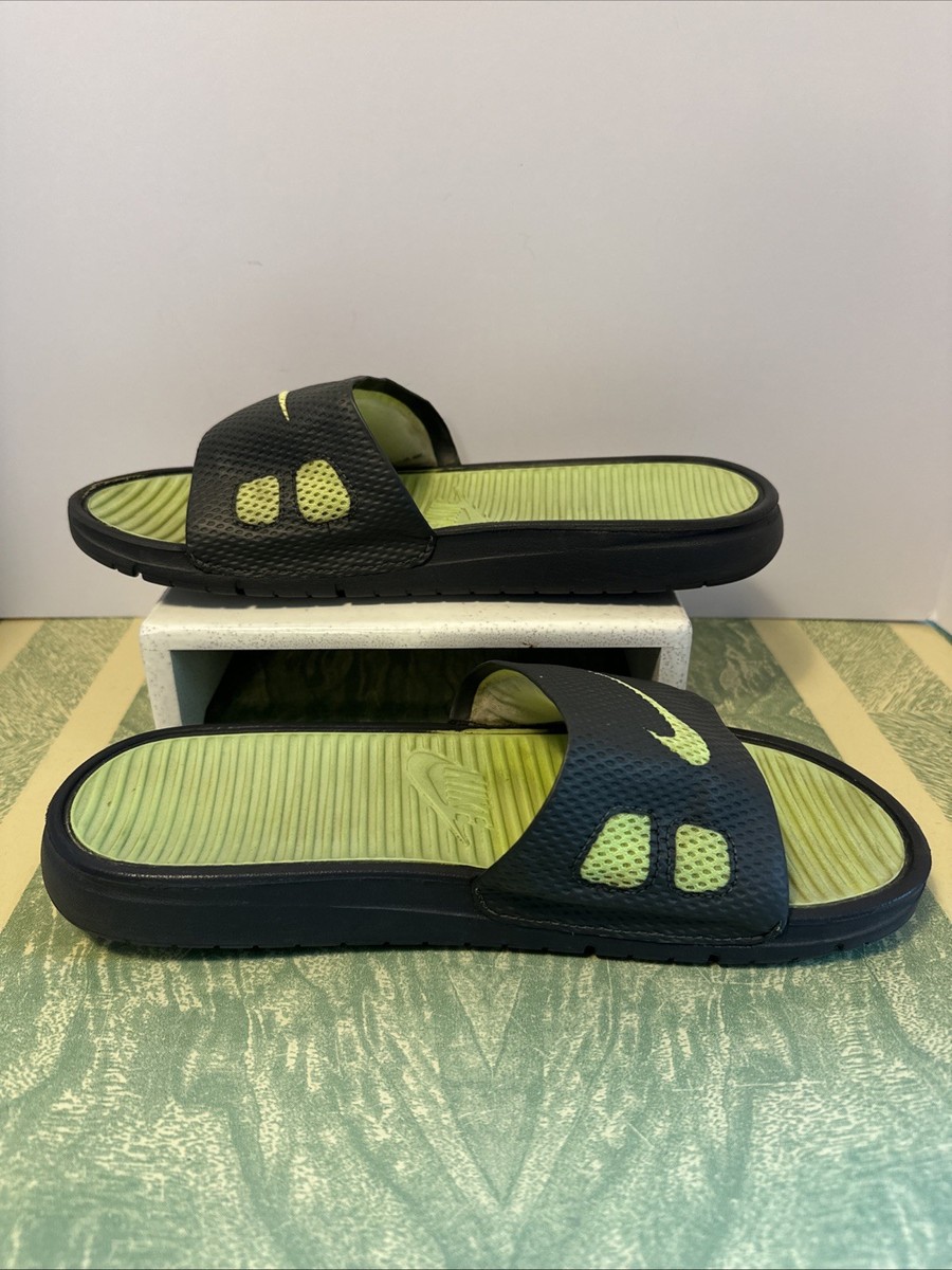 Nike BENASSI SOLARSOFT Slides Sandals Men's Size 10 431884-070