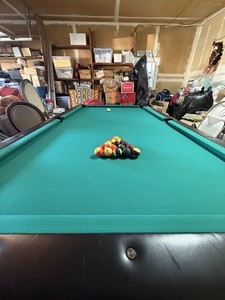 Brunswick Billiards Vintage Limited IX  Pool Table (Original Cue Rack Incuded)