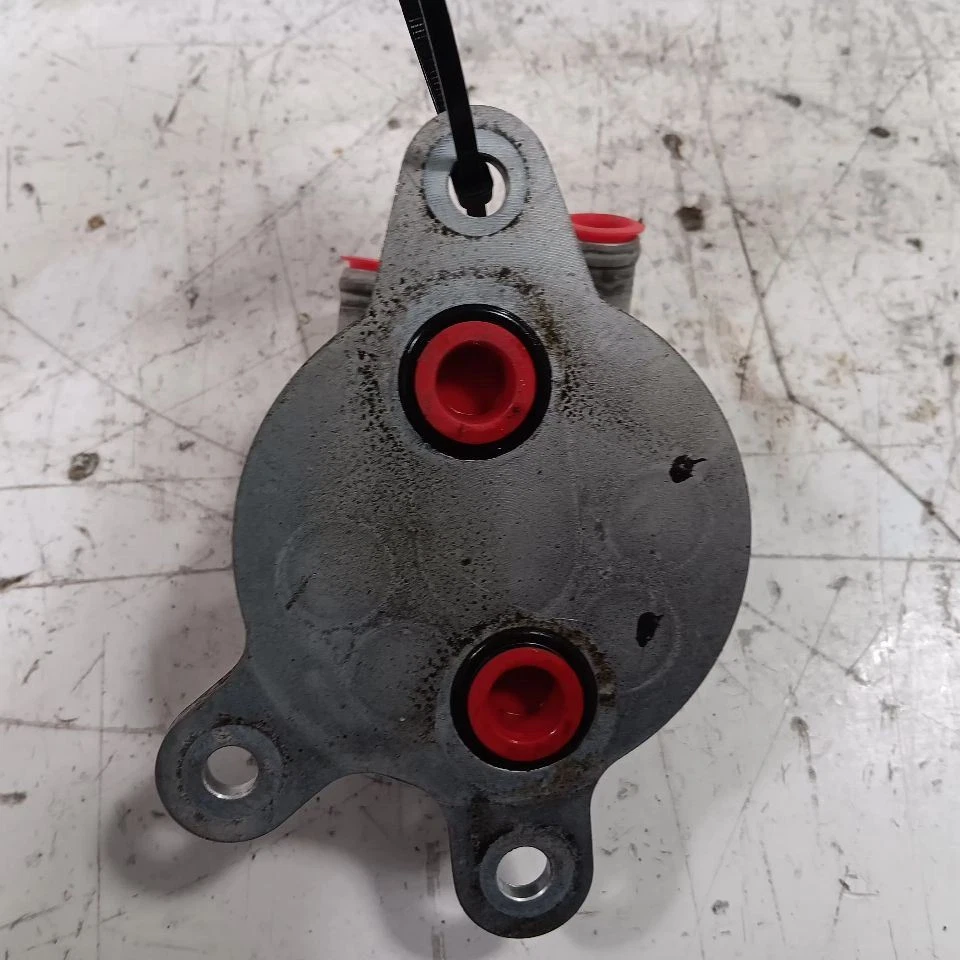 Enfriador de aceite fluido de transmisión automática Mazda CX-5 2.5 2013 2014 2015 2016 Foto 2 de 4